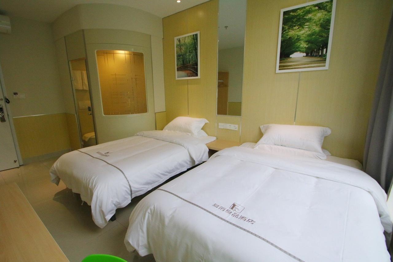 100 Inn Plus Pudong Airport Hotel Shanghái Exterior foto