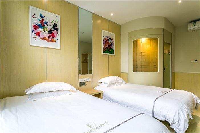100 Inn Plus Pudong Airport Hotel Shanghái Exterior foto